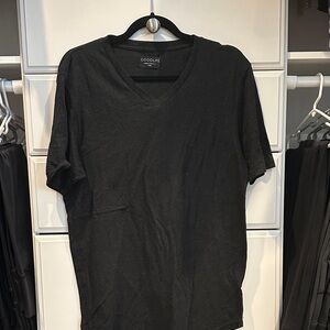 Goodlife Men's Classic Black V-Neck Tee